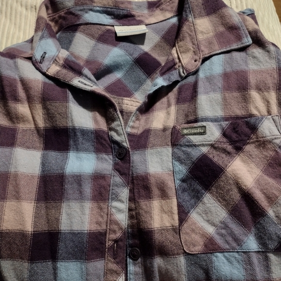 Columbia button up - Picture 1 of 2